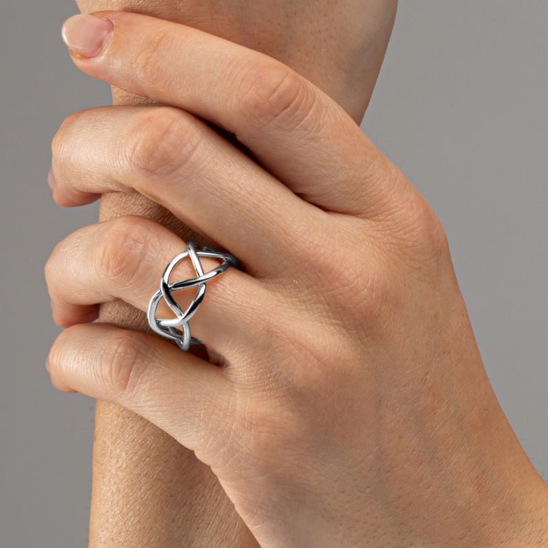 White Gold Treillage Band Ring