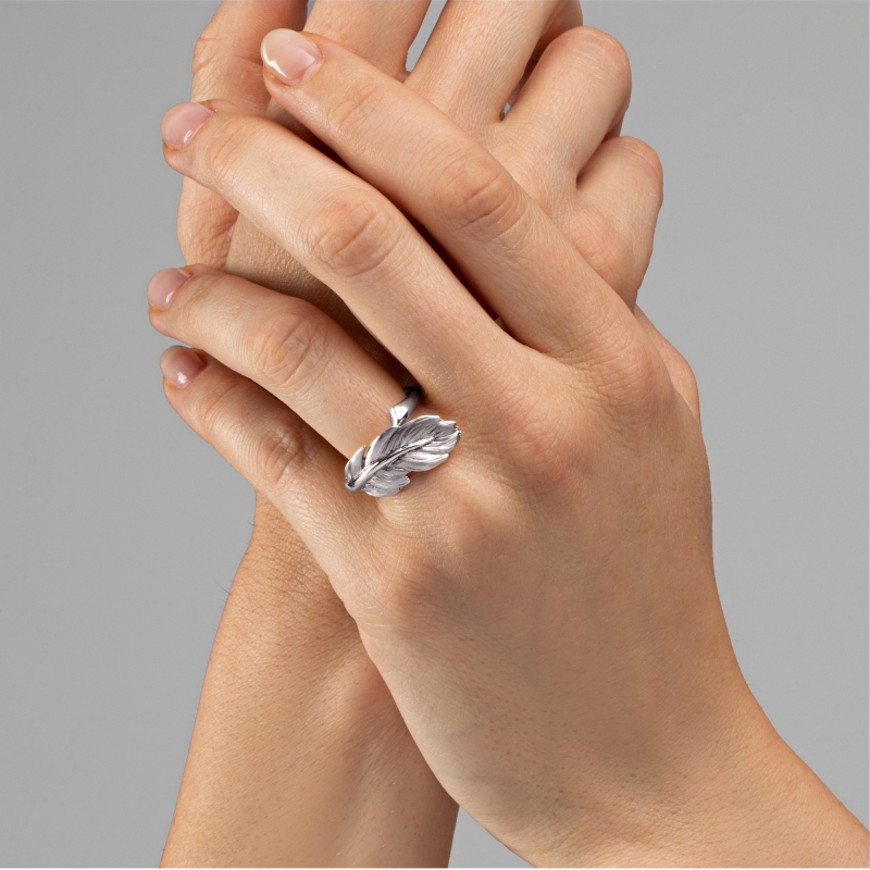 Anello Plume